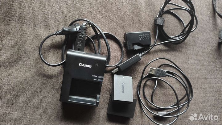 Зеркальный фотоаппарат canon 1300d