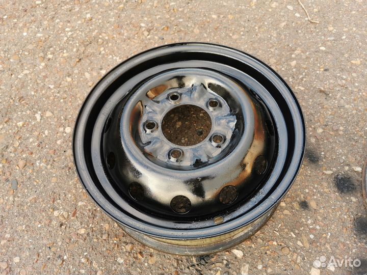 2 диска R16 нива