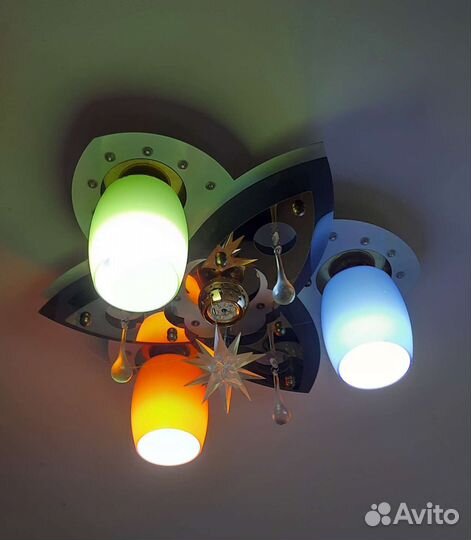Люстра потолочная с пультом управления