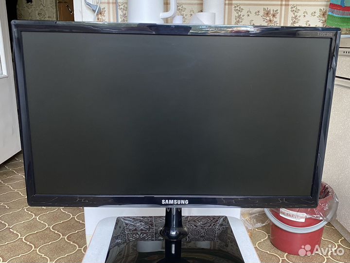 Монитор Samsung t22c350ex