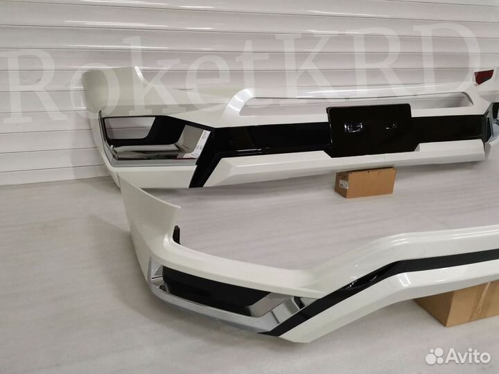 Обвес Toyota Land Cruiser 300 Modellista White