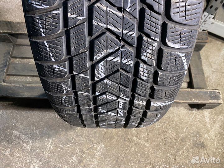 Pirelli Scorpion Winter 275/45 R21 110V