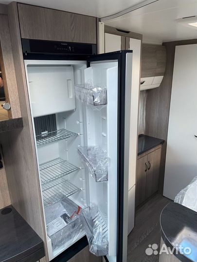 Прицеп-дача Hobby Prestige 720 KWFU, 2023