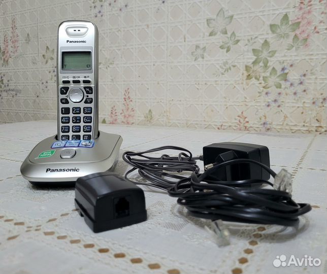 Радиотелефон Panasonic KX-TG2511RU