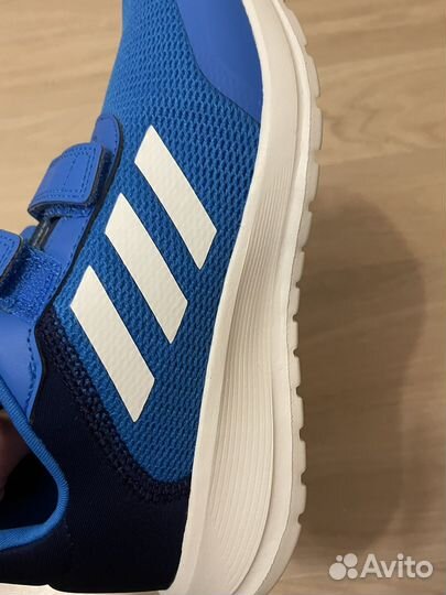 35,35.5 Новые кроссовки Adidas