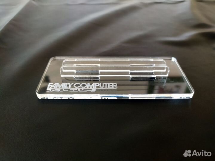 Famicom / Super Nintendo / Mega Drive подставки