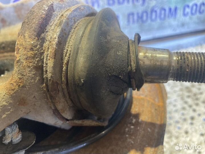 Кулак поворотный передний правый Ford Transit