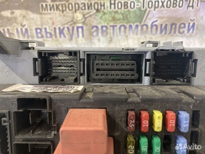Блок предохранителей салонный fiat Albea