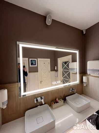 Зеркало с подстветкой