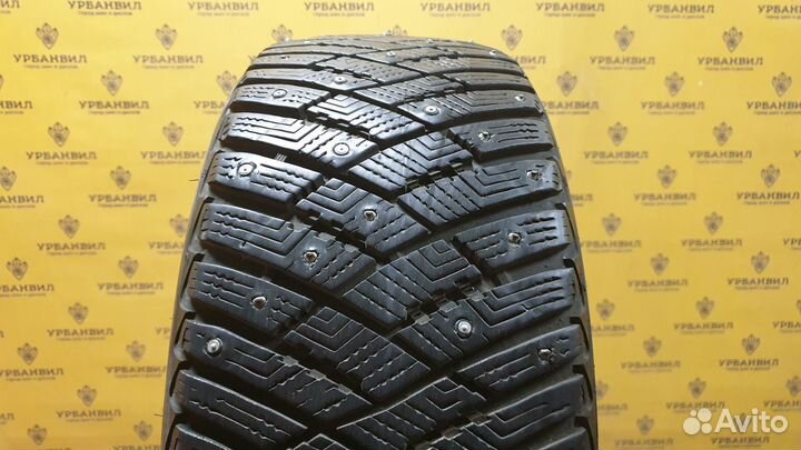 Goodyear Ultragrip Ice Arctic 215/55 R16 97T