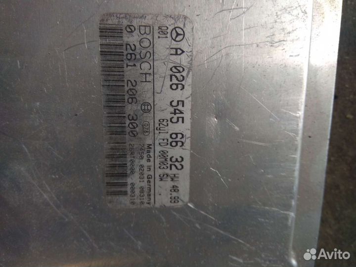 Блок управления двигателем Mercedes Benz w220