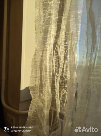 Лёгкая белая штора для интерьера