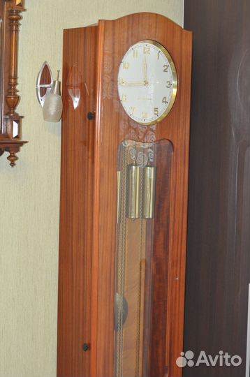 Антикварные напольные часы Янтарь Четвертные 150