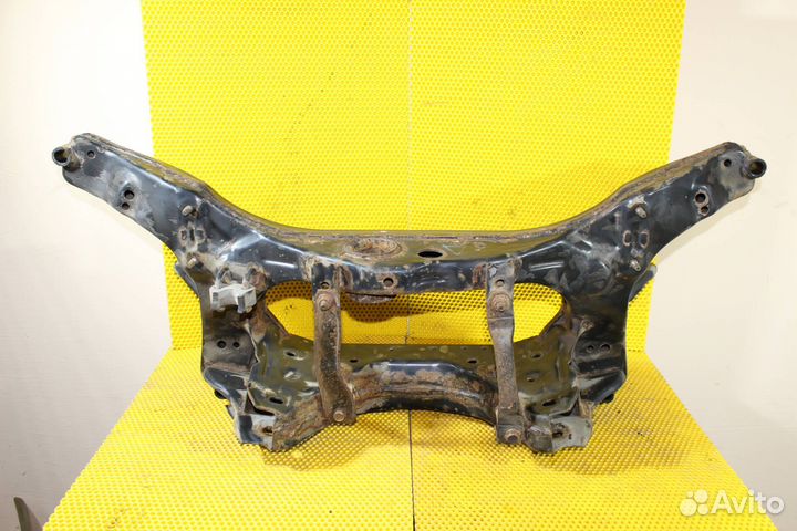 Подрамник задний Nissan Qashqai J10