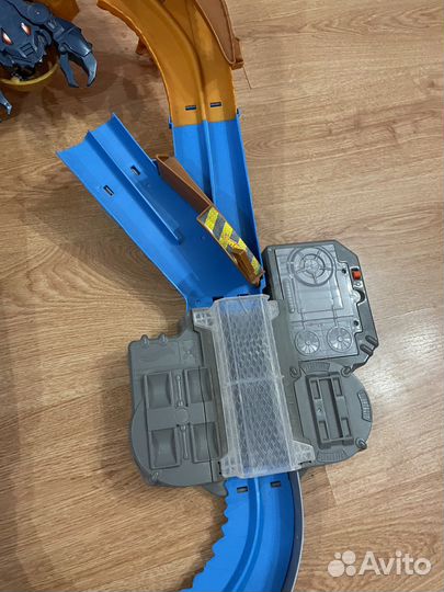 Monster Trucks Hot Wheels(дорога для машин)