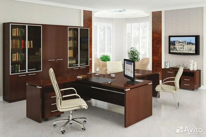 Стол в кабинет руководителя на заказ