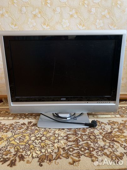 Продам телевизор ввк