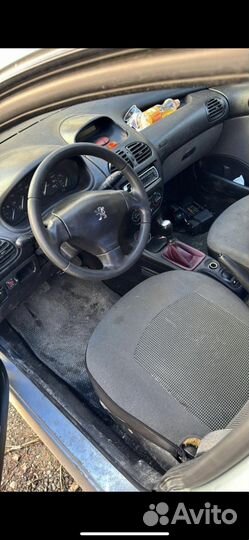 В разборке пежо 206, 1,4