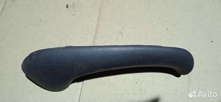 Вставка в ручку переднюю Opel Vectra b левая