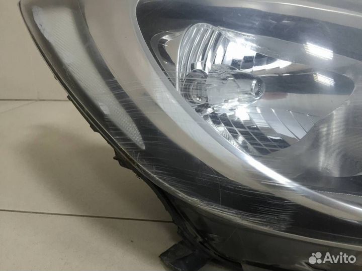 Фара правая Hyundai Solaris 2010-2017