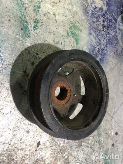 Шкив коленвала Mercedes C Class W204 M271