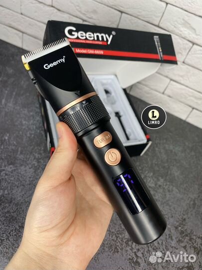 Профессиональная машинка для стрижки волос