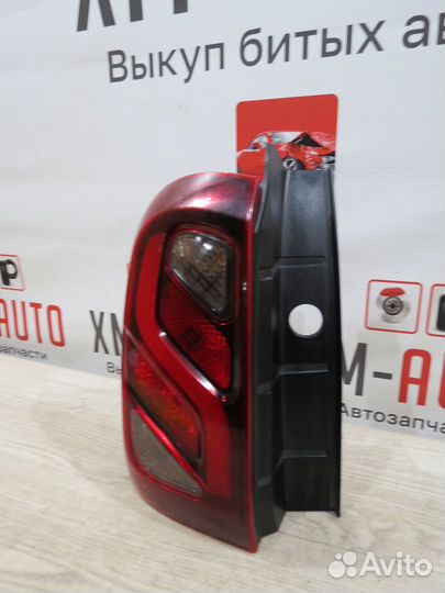 Фонарь задний левый Renault Duster