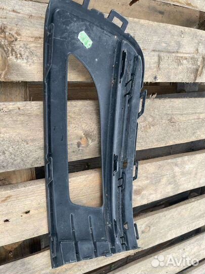 Решётка туманок VW polo седан рест