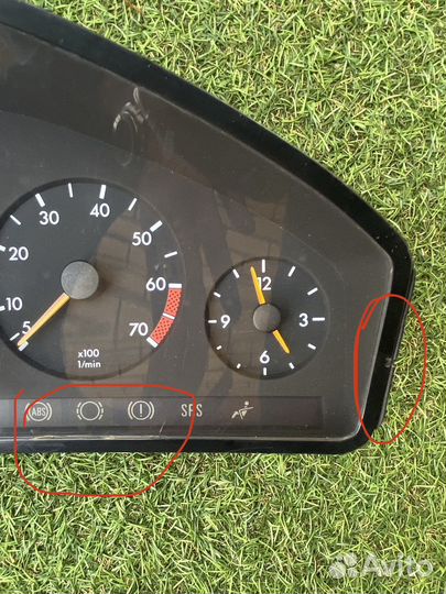 Приборная панель w140