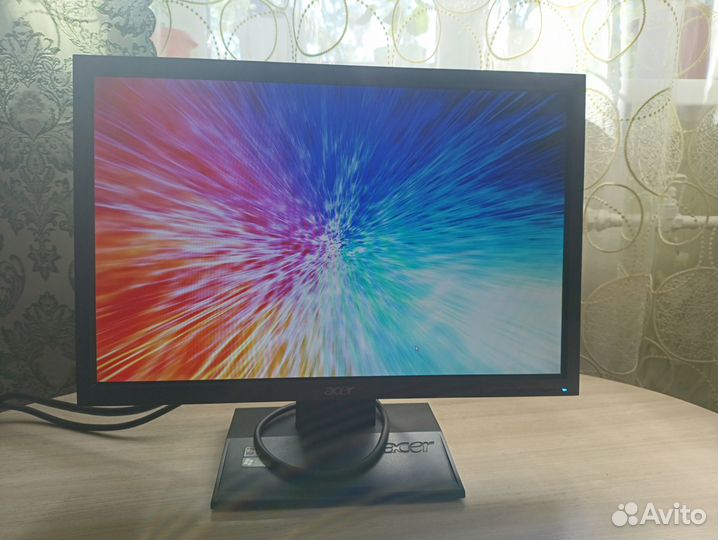 Монитор Acer V193W