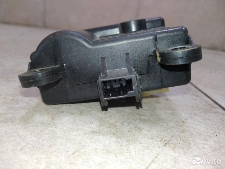 Сервопривод заслонок печки Nissan X-Trail 2 T31 20