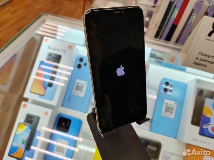 iPhone X, 256 ГБ