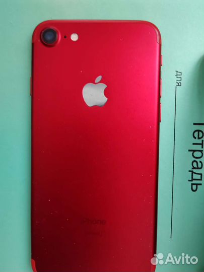 Продам iPhone 7