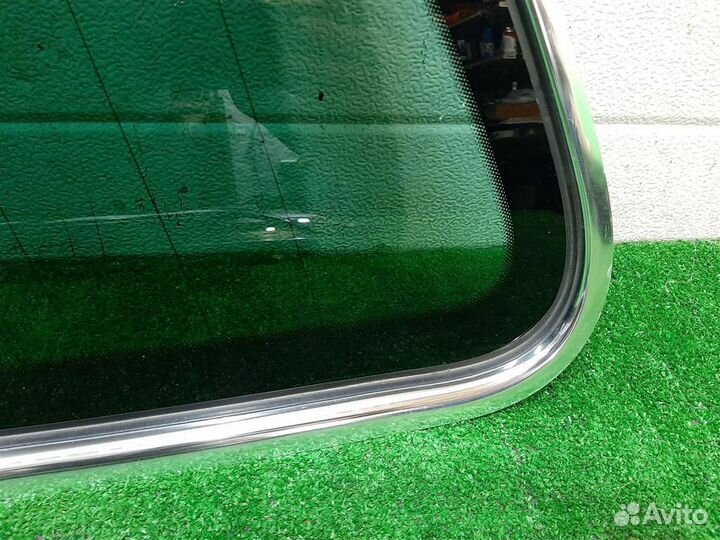 Стекло багажника левое volkswagen Touareg (7L) 20