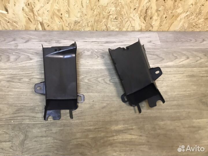 Воздуховод тормозов L/R 1 шт. BMW F10 F11