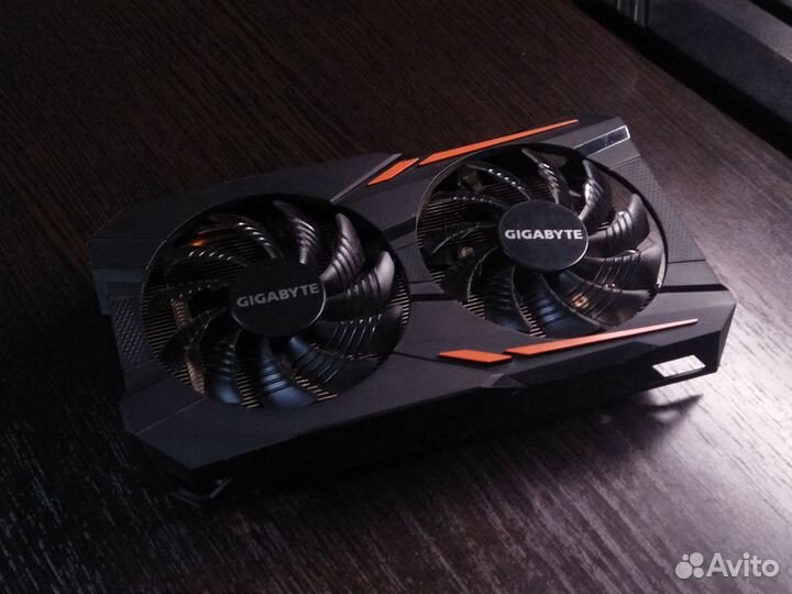 Видеокарта RX 560