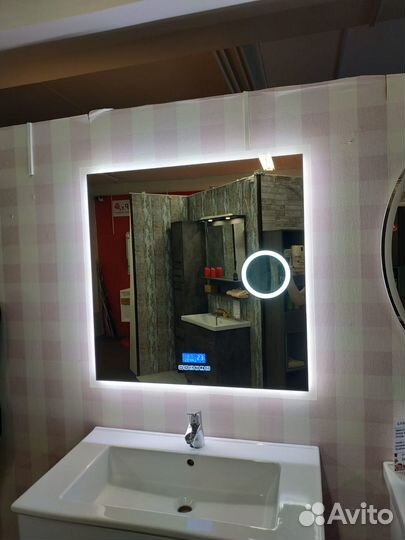 Зеркало Мальта 85 с подсветкой, часами, радио