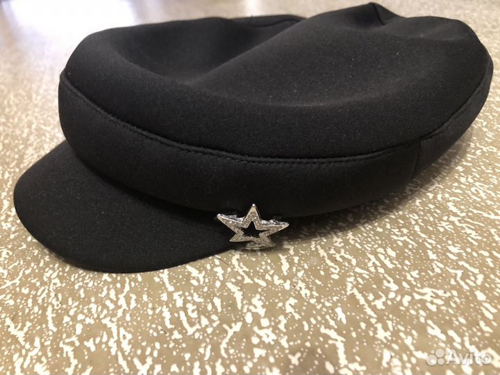 Берет женский