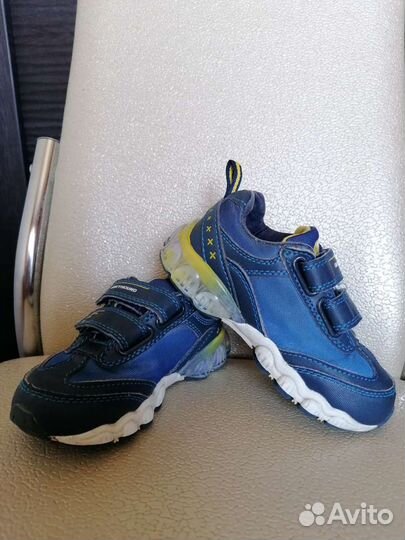 Кроссовки 25 размер, 16см. стелька