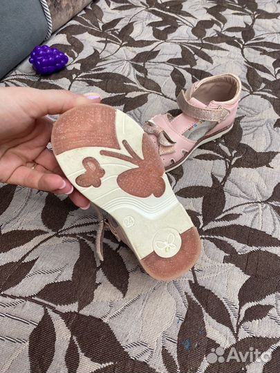 Сандалии для девочки