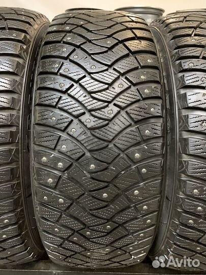 Dunlop GrandTrek Ice 03 245/50 R19 105T