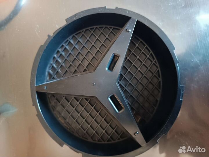 Эмблема mercedes