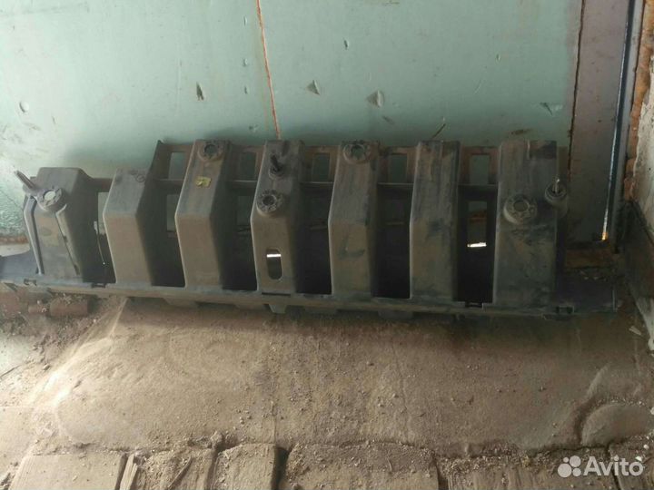 Усилитель заднего бампера пластик Пежо 3008