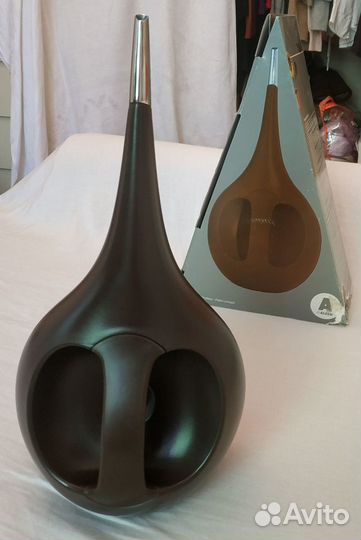 Alessi. италия. Лейка дизайнерскся kiwi