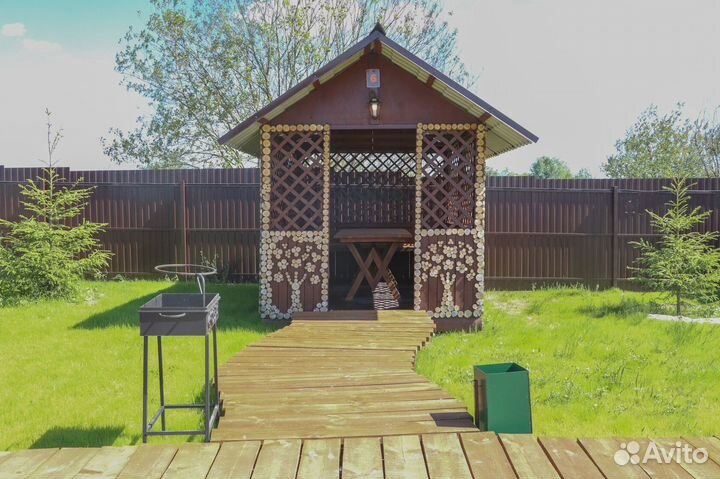 Аренда теплой беседки у воды