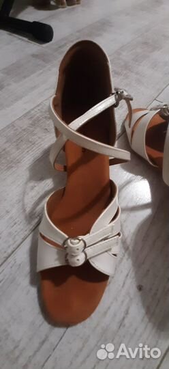 Туфли для бальных танцев