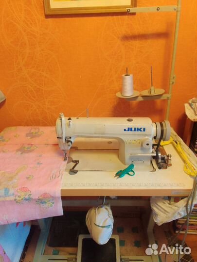 Швейная машинка