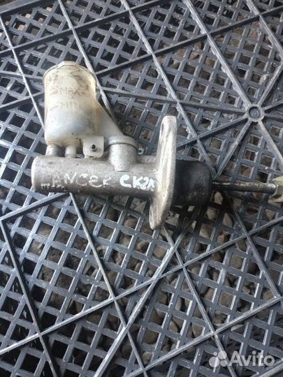 Главный цилиндр сцепления Mitsubishi Mirage CK1A