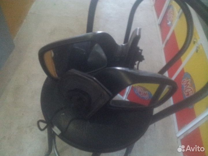 Комплект зеркал на Toyota Corolla Е120