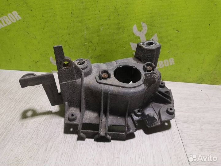 Кронштейн кпп Рено Клио 2 Симбол